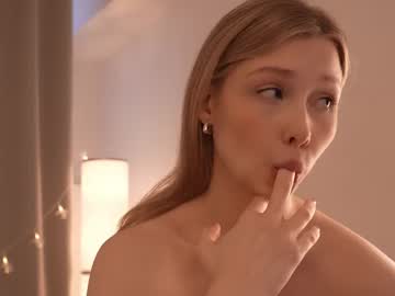 april_blush's chat room