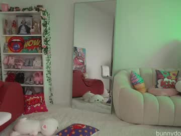bunnydollstella's chat room