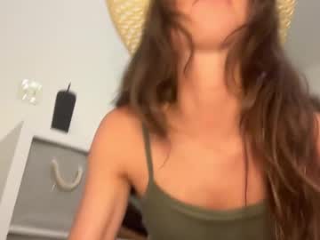 yourgirlnicolexo's chat room