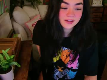 annatigarr's chat room