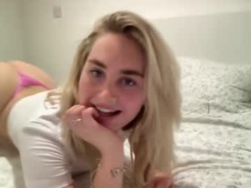 babybambiixx's chat room
