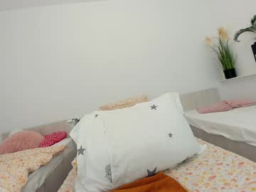 ehotlovea's chat room