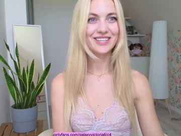 brilliantvictoria's chat room