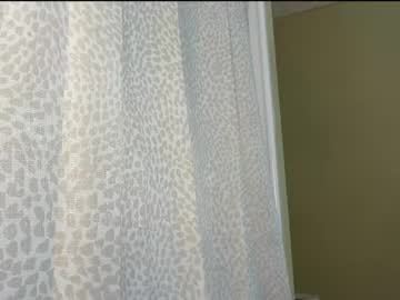 andreaelizabethxo's chat room