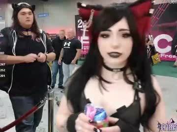 crimsonkitten's chat room