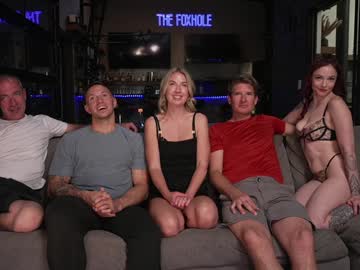 blondefoxsilverfox's chat room