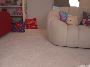 bunnydollstella's chat room