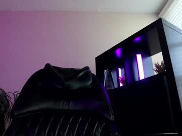 oliviaowens's chat room