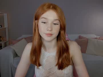 leahsthetics's chat room