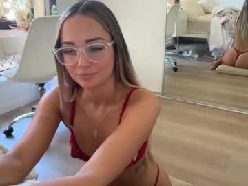 luvlivvyy's chat room