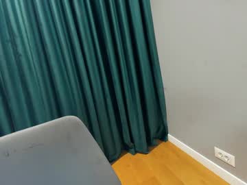 ehotlovea's chat room