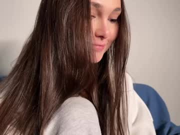 hollyextra's chat room