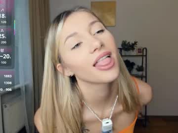 glossybabe_'s chat room