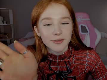 leahsthetics's chat room