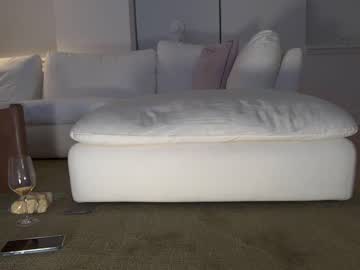princessandthepea_'s chat room