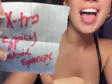 brielledaviss's chat room