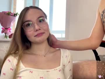 sexstar_l1fstyl3's chat room