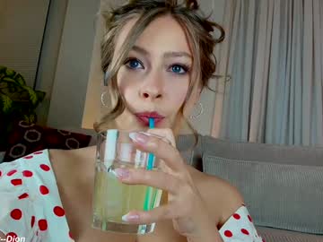 x_lily_x's chat room