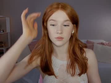 leahsthetics's chat room