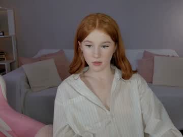 leahsthetics's chat room