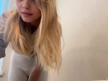 naughty_dreams_xo's chat room