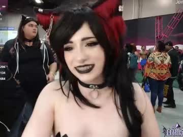 crimsonkitten's chat room