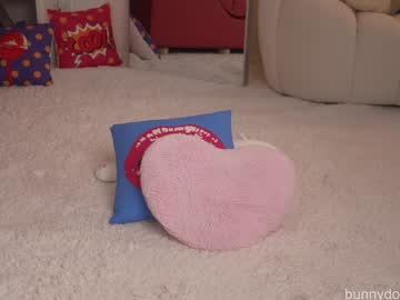 bunnydollstella's chat room