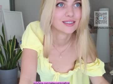 brilliantvictoria's chat room