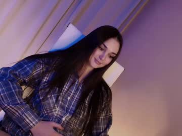 hollyextra's chat room