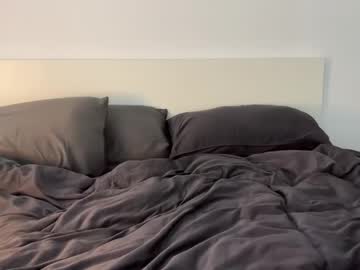 emillyyyx's chat room