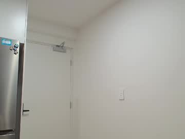 avabrooks's chat room