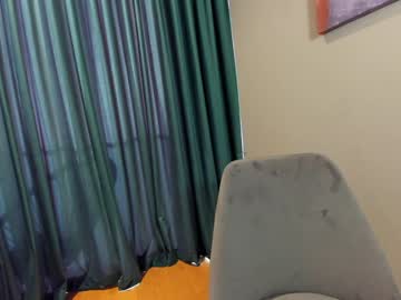 ehotlovea's chat room