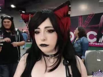 crimsonkitten's chat room