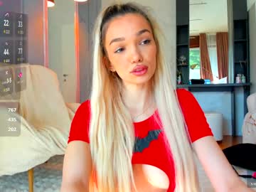 sassyt33n's chat room