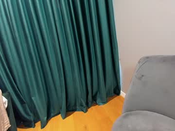 ehotlovea's chat room