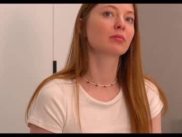 mona_elisa's chat room