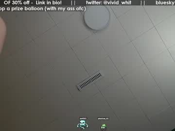 vivid_whit's chat room