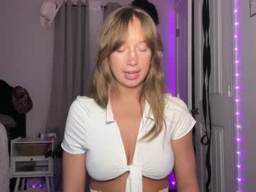 brielledaviss's chat room