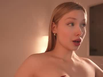 april_blush's chat room
