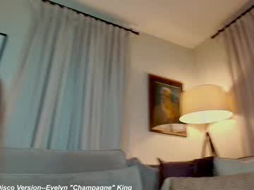 x_lily_x's chat room