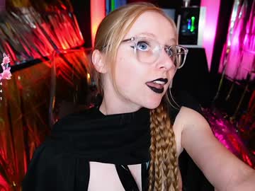 emmasky69's chat room
