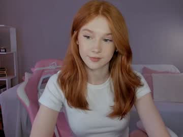 leahsthetics's chat room