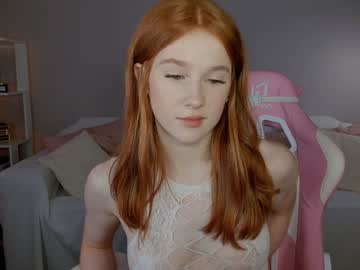 leahsthetics's chat room