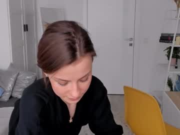 elannand's chat room