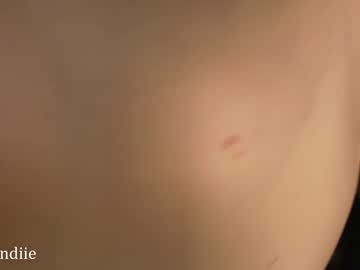 bestblondiiecb's chat room