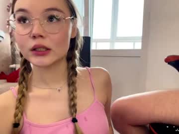 sexstar_l1fstyl3's chat room