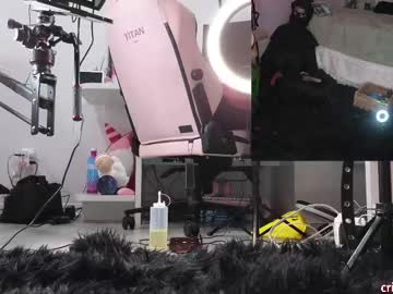 crimsonkitten's chat room