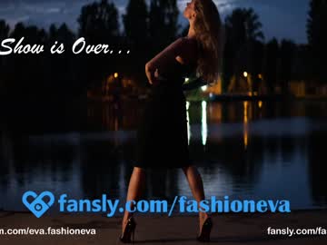 eva_fashionista's chat room