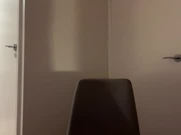 kittengirlxo's chat room