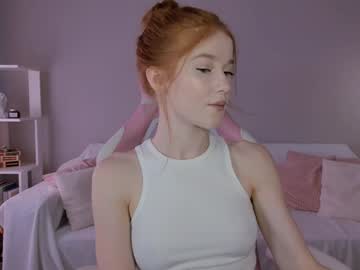 leahsthetics's chat room